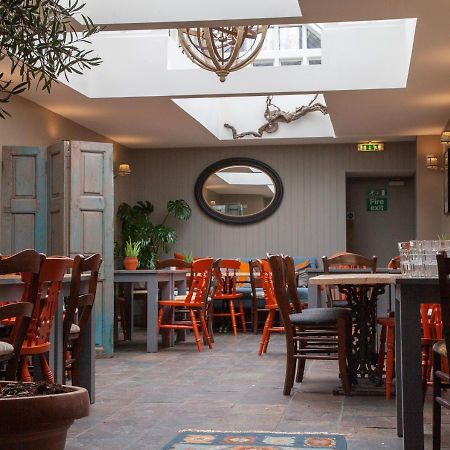 The Kings Arms Hotel Malmesbury Kültér fotó