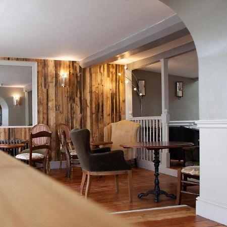 The Kings Arms Hotel Malmesbury Kültér fotó