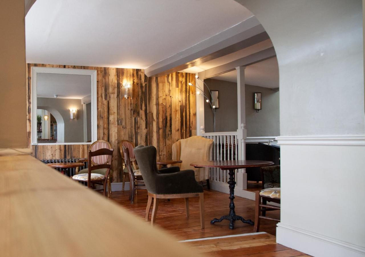 The Kings Arms Hotel Malmesbury Kültér fotó