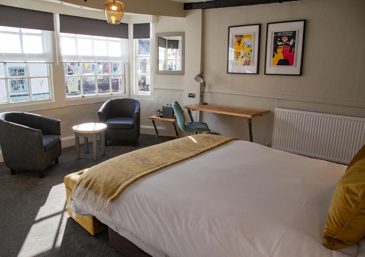 The Kings Arms Hotel Malmesbury Kültér fotó
