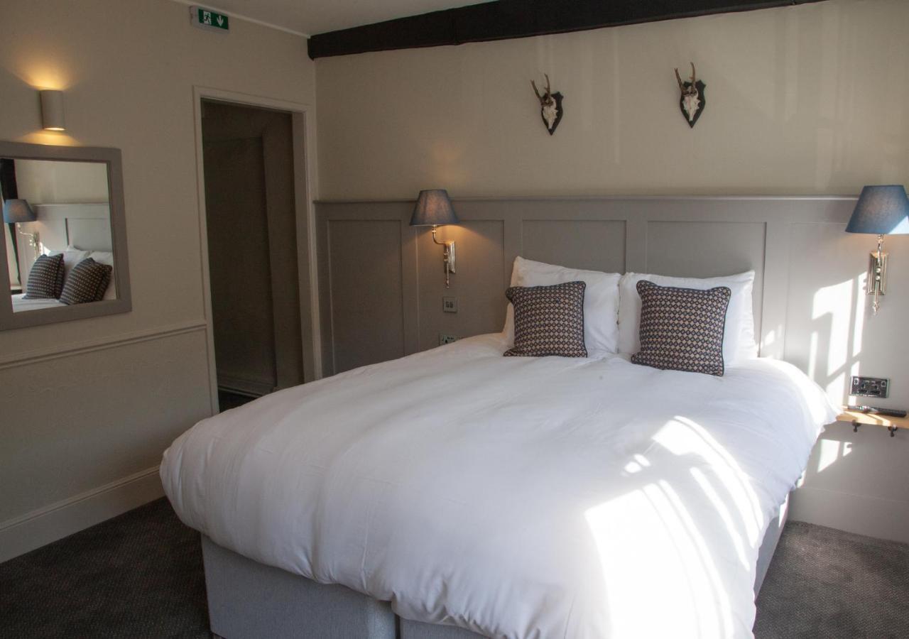 The Kings Arms Hotel Malmesbury Kültér fotó